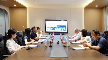 湖北省李四光研究会理事长胡道银一行参访南宫NG28光电
