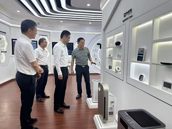 湖北省委常委、省委统战部部长宁咏一行调研南宫NG28光电